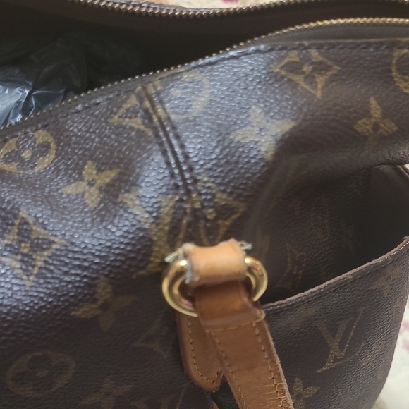 Louis Vuitton Dark Brown totally MM Monogram Shoulder Bag - Picture 5 of 11
